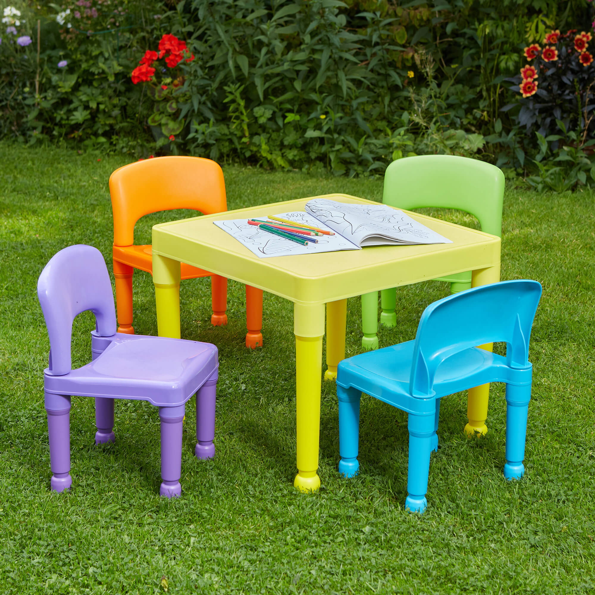 Colourful Kids Indoor Outdoor Sturdy PlasticTable 4 Chairs Set www.littlehelper