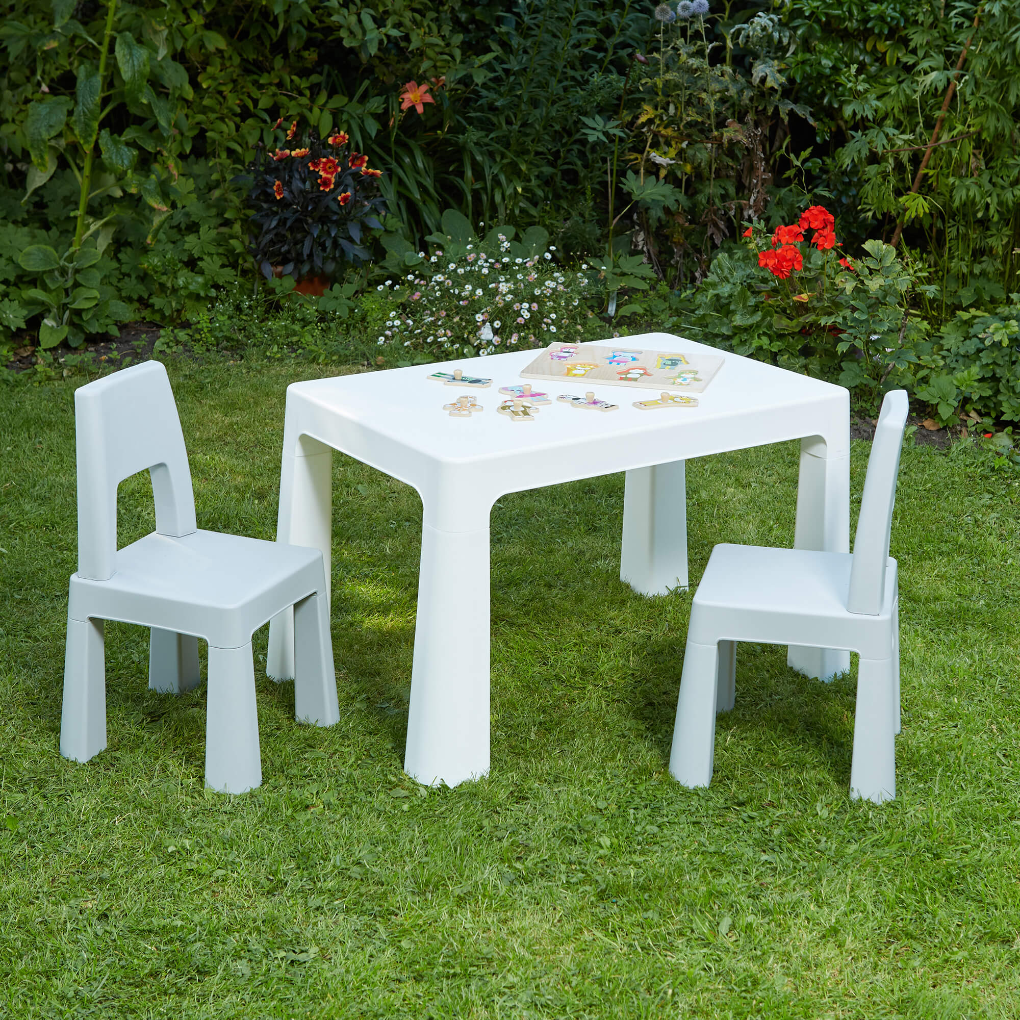 Height adjustable childrens table online